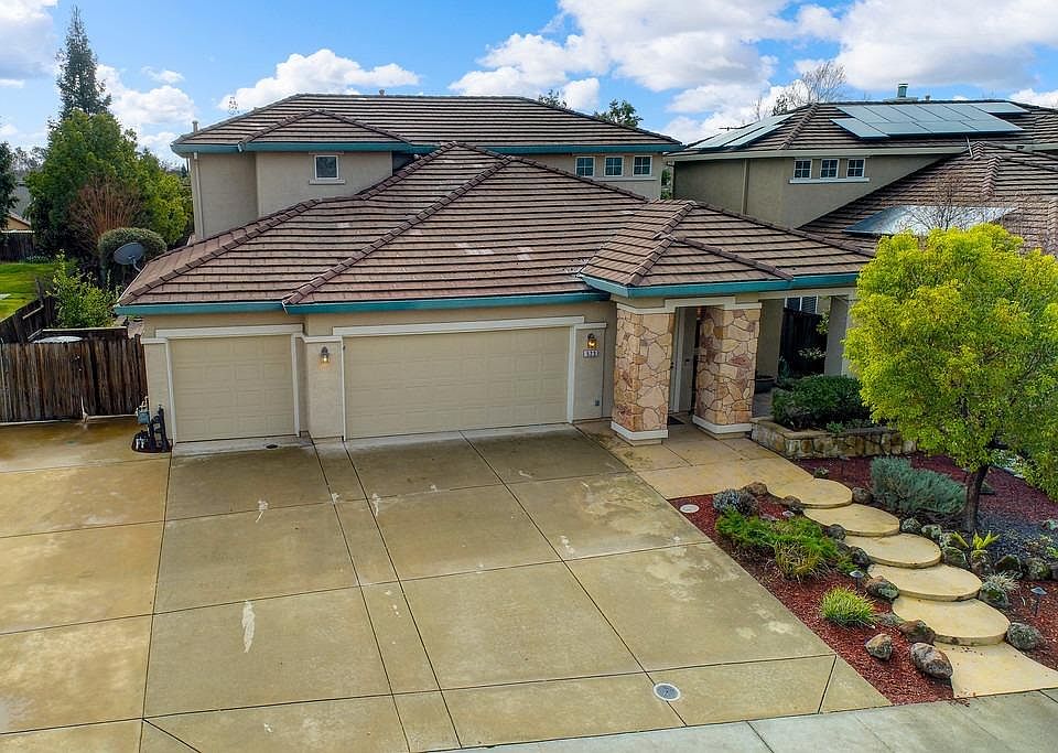 1st image of 523 Aspen Meadows Way