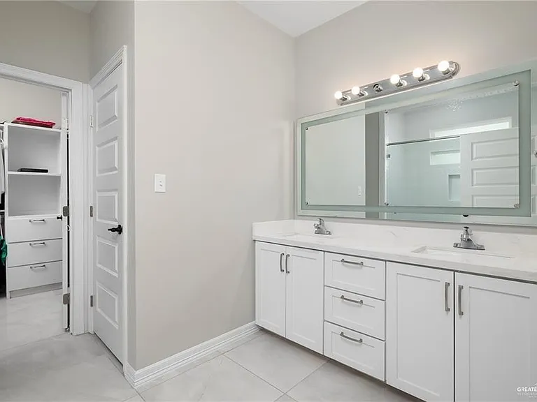 831 Whitewing St — Photo 10