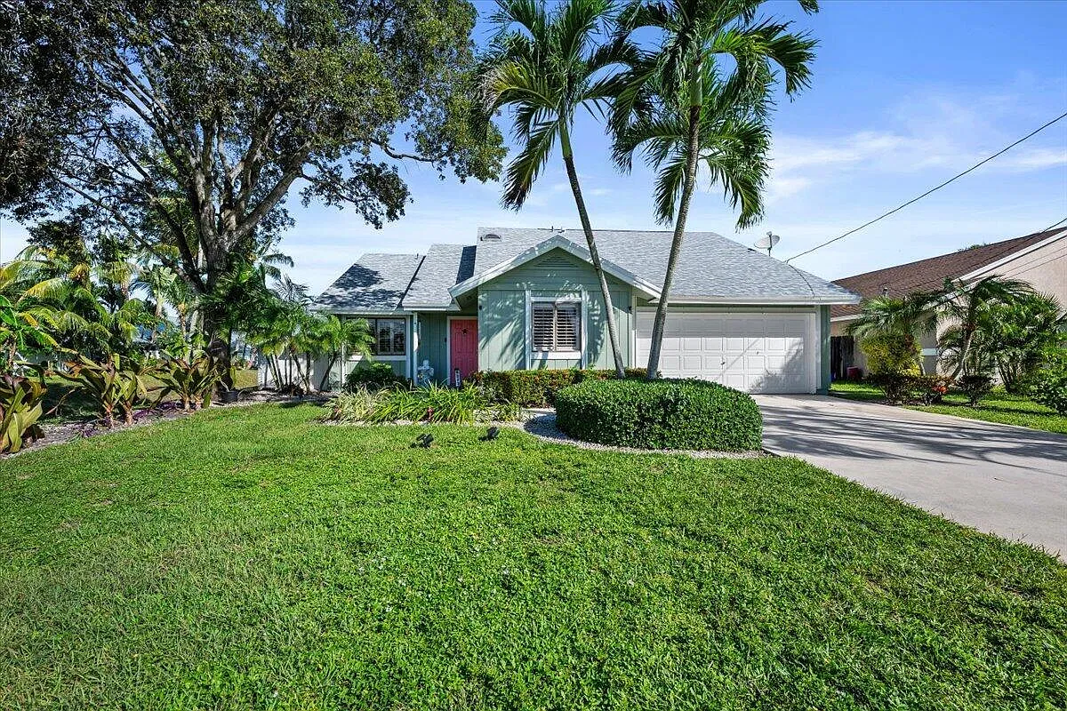 3 bed, 2.0 bath, 1551 sqft, $4,500 — Photo 2