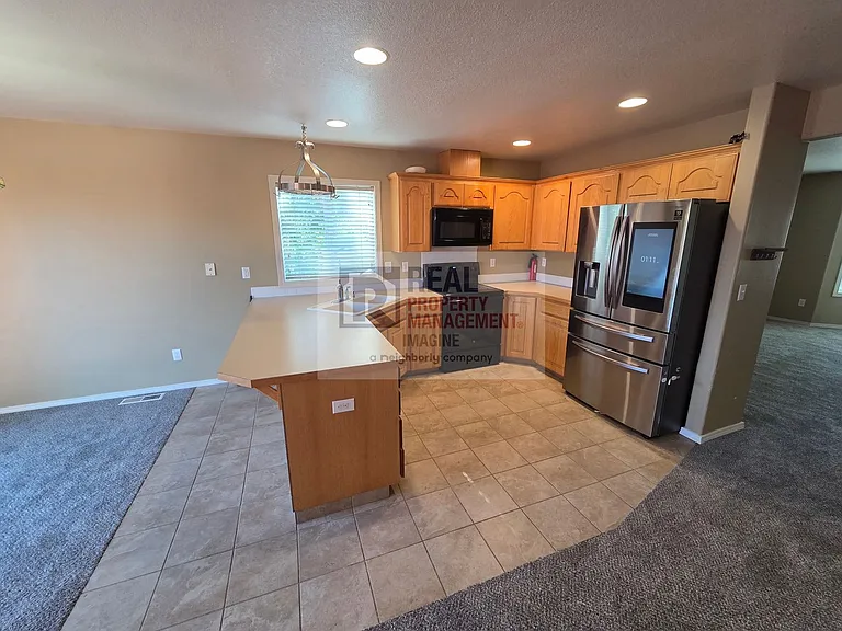 8431 13th Ave SE — Photo 9