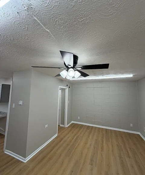 528 Booker St #3 — Photo 6