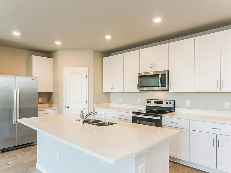 1142 Oak Valley Dr — Photo 7
