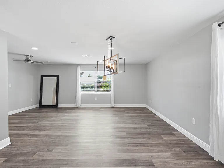 1433 Ellison Ln — Photo 28