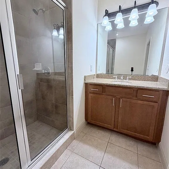 2404 Bella Vista Dr — Photo 27