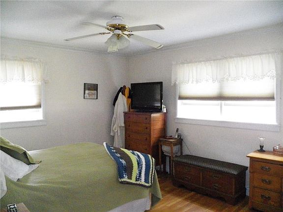 5th image of 1671 Twin Oaks Dr