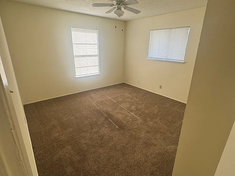 625 Tarasco St #625 — Photo 4