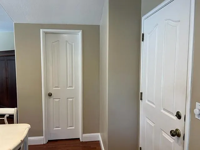 553 Bonita Ave — Photo 33
