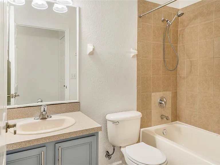 3351 Whitestone Cir #304 — Photo 15