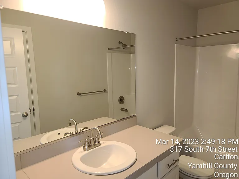 696 E Wilson St — Photo 13