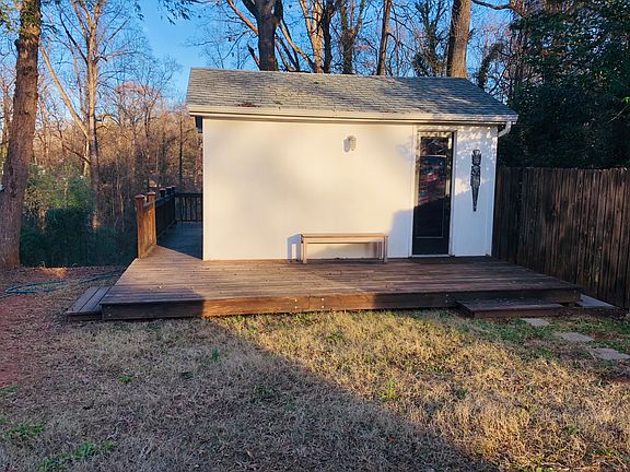 Detached Office, front view.
