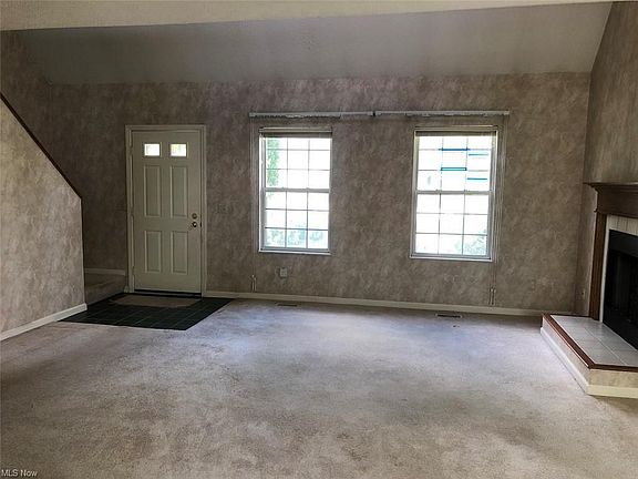 5th image of 3523 E Prescott Cir