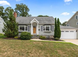 18 Moccasin Path, Arlington, MA 02474