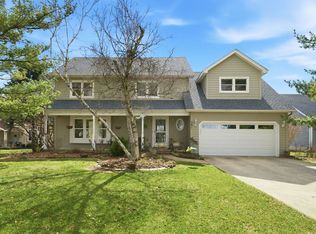 561 Boardman Cir, Bolingbrook, IL 60440