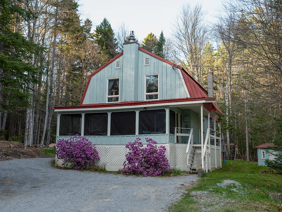 108 Ashuelot Dr