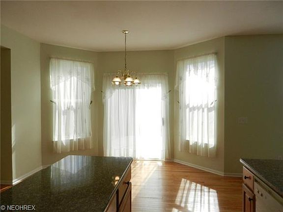 4th image of 9167 Barnum Ct #13