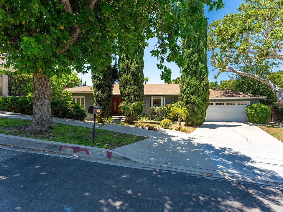 5919 Rolling Rd