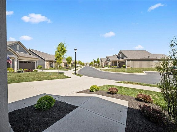 5th image of 3685 Furlong Dr