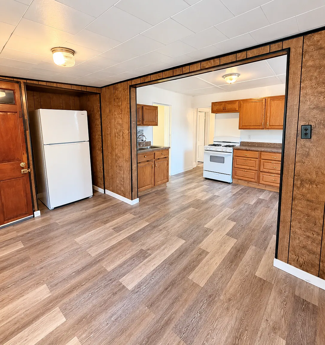 2 bed, 1760 sqft, $1,350 — Photo 3