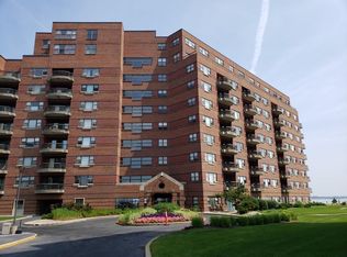 3 Seal Harbor Rd APT 137, Winthrop, MA 02152