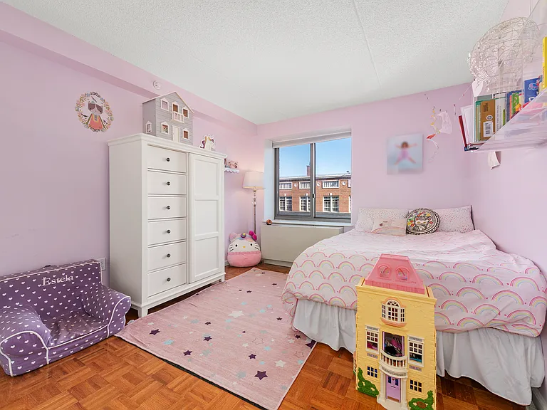300 W 135th St #8B — Photo 3