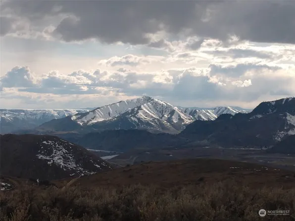 552 Peach Road, Waterville, WA 98858