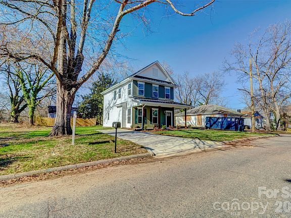 2nd image of 414 Clegg St