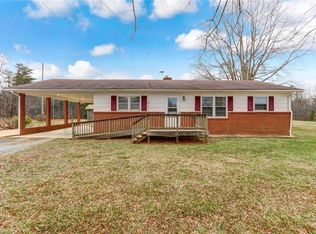 3724 Iron Works Rd, Reidsville, NC 27320