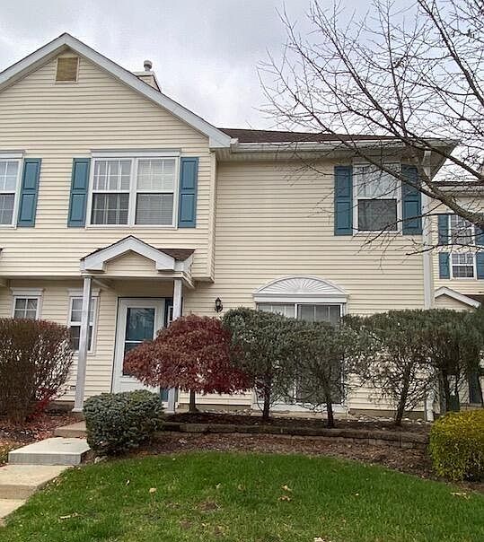 1st image of 1077 Roseberry Ct