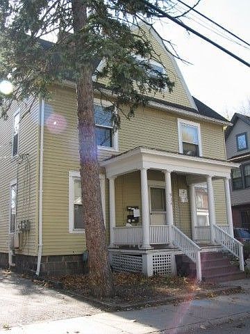 934 Greenwood