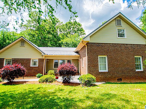 4th image of 436 Goldridge Rd