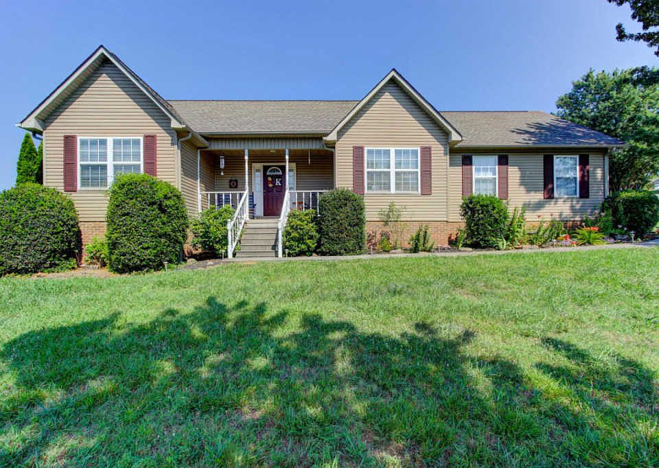 1st image of 280 Oakwood Estates Dr