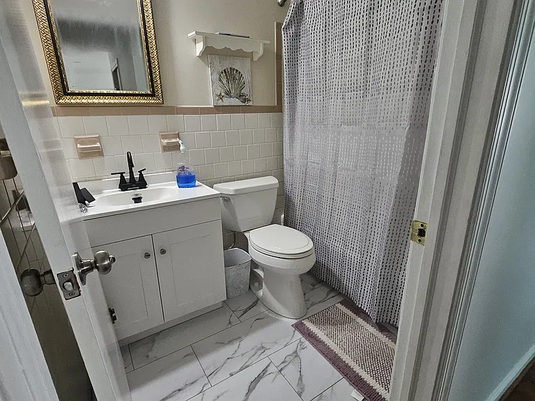 200 Madrid Dr — Photo 3