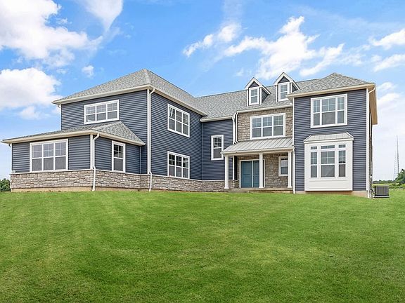 Maverick Traditional Exterior