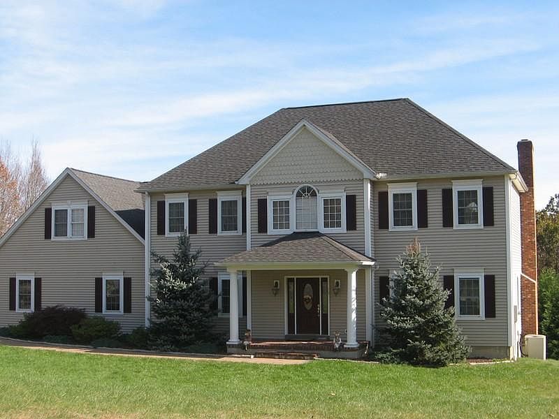 4300 Sqft Colonial
