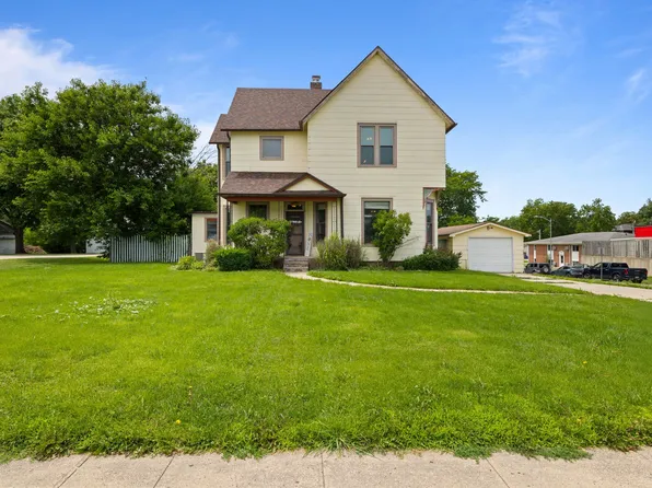605 S Jefferson Way, Indianola, IA 50125