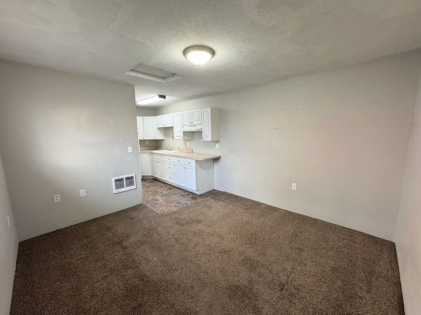 Cozy Cottage Style 1 Bed, 1 Bath ADU in Oregon City — Photo 4