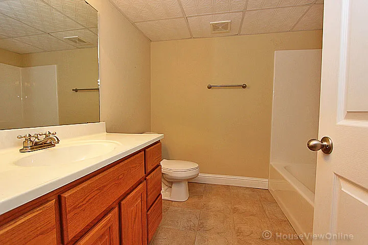 1824 Greenbrier St — Photo 36