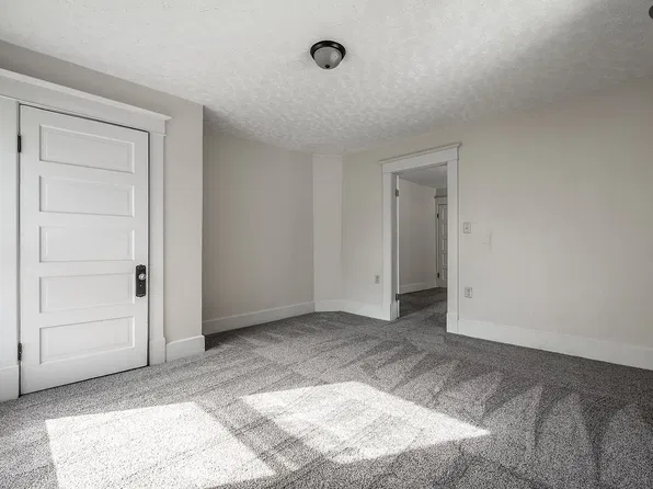 1106 S Richland St, Indianapolis, IN 46221