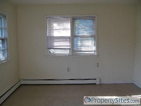 2nd image of 127 Baybright Dr E