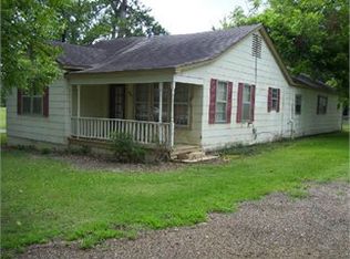 670 S Jackson St, Houston, MS 38851