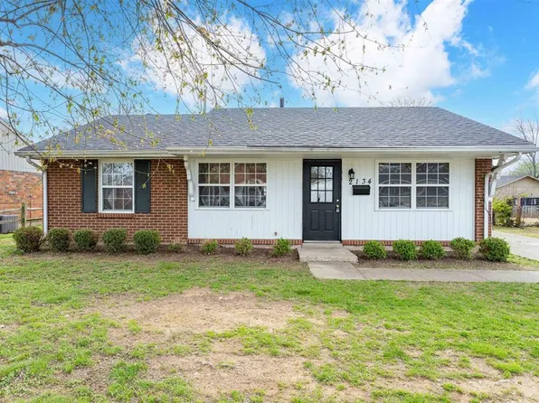 2134 W Surrey Dr, Owensboro, KY 42301