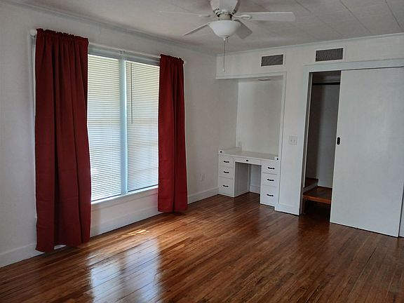 4th image of 402 Crestwood Hot Spgs