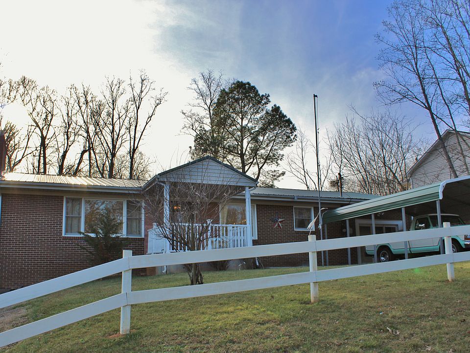 1st image of 130 Meadow View Dr