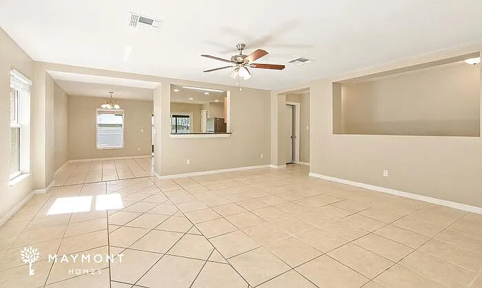 3 bed, 2.0 bath, 1694 sqft, $2,345 — Photo 3