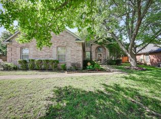 1504 Brittany Ln, Mansfield, TX 76063