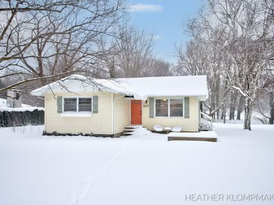 1647 W Lakewood Blvd, Holland, MI, 49424