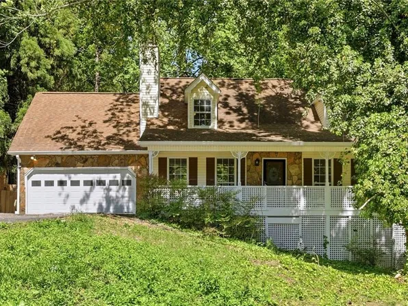 4661 Spring Ridge Dr, Flowery Branch, GA 30542