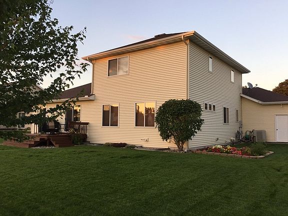 4th image of 3077 Orchid Dr NE