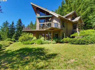18685 E Aschoff Rd, Rhododendron, OR 97049
