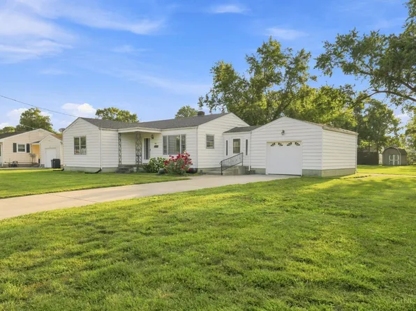 400 Brelsford Ave, Trenton, OH 45067